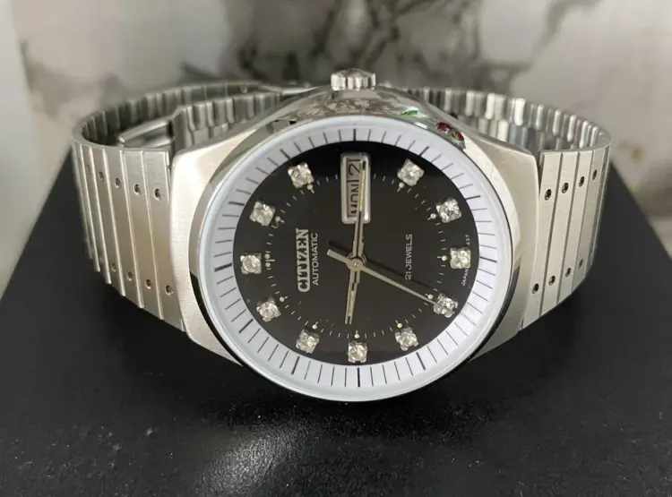 Vintage Citizen Automatic Men's Watch – Black Dial Stainless Steel - Image 2