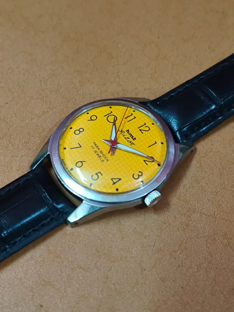 Vintage HMT Pilot Yellow Dial Mechanical Wristwatch | 17 Jewels | 1980s Classic - Image 2
