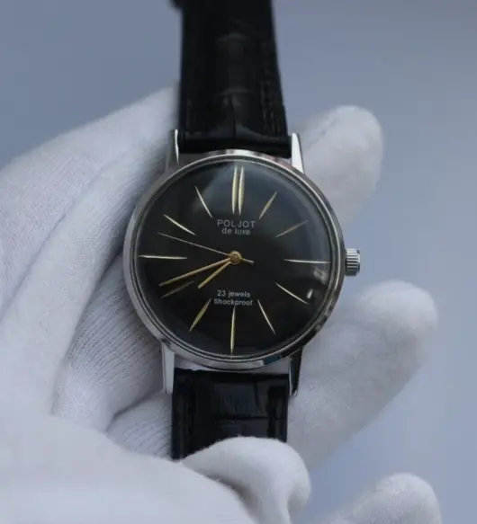 Vintage Poljot De Luxe USSR Watch – Ultra Slim 23 Jewels (Ref. 2209)
