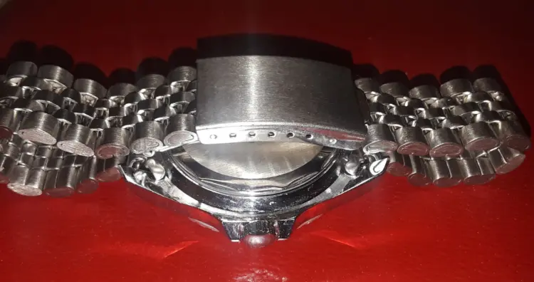 Stainless Steel Diver Watch – 36mm Quartz (New) - Image 3