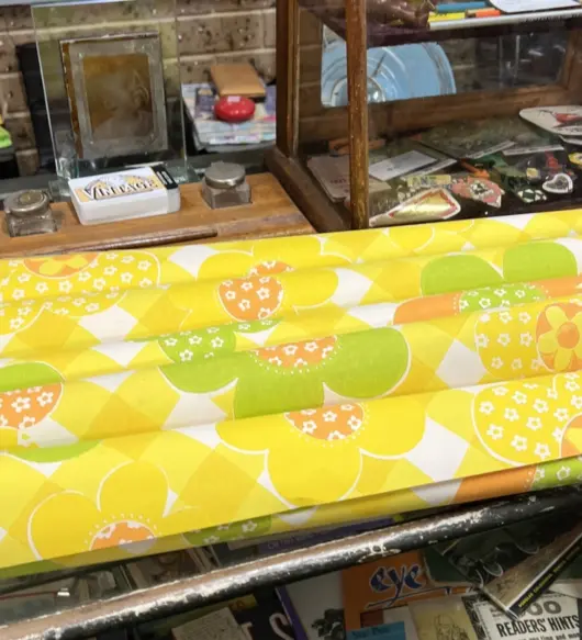 Odd Lengths of Vintage Retro Wallpaper – Floral Pattern