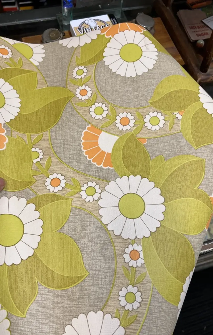 Lot of Vintage Retro Wallpaper – Floral Pattern