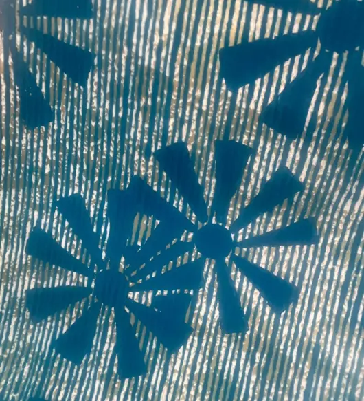 Vintage 1960s–50s Funky Starburst Flocked Wallpaper – Retro MCM Disco Blue
