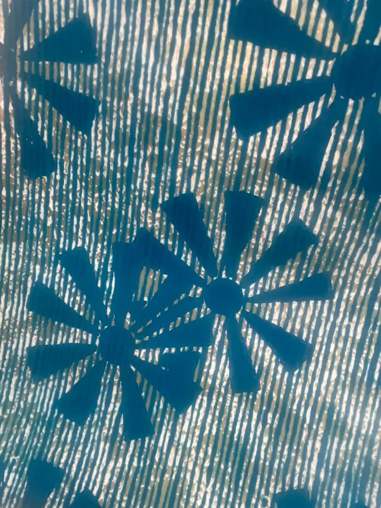 Vintage 1960s–50s Funky Starburst Flocked Wallpaper – Retro MCM Disco Blue