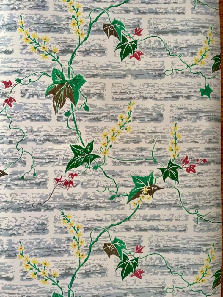 Antique Vintage Ivy and Floral Vine Pattern Wallpaper Partial Roll – 1930s