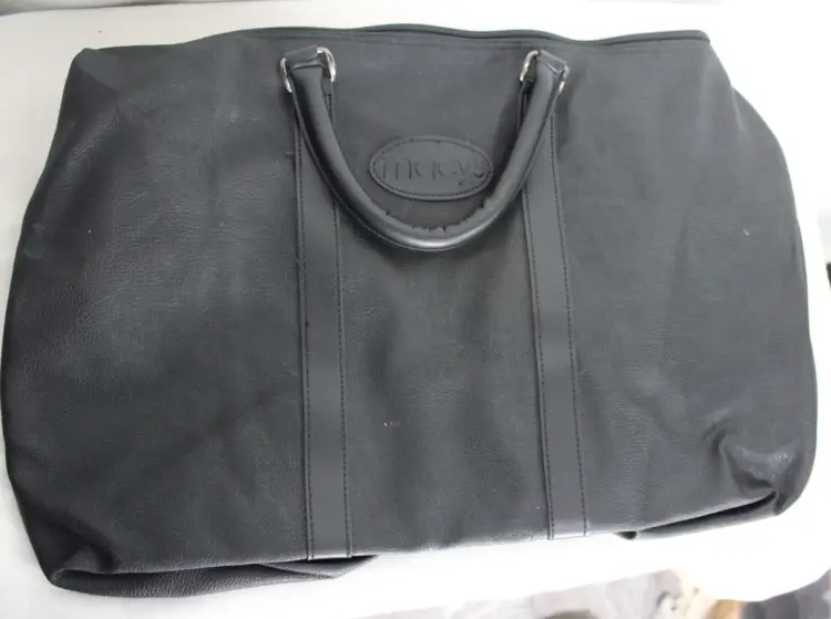 Vintage Macy's One Two Go Women's Black Travel Duffel Bag - Image 3